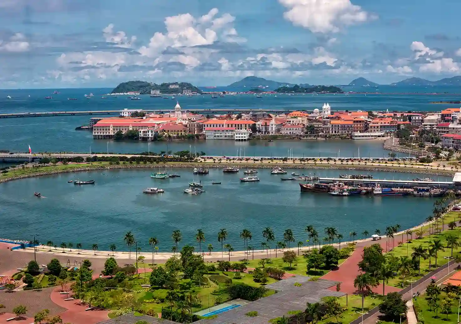 Velero tradicional dhow