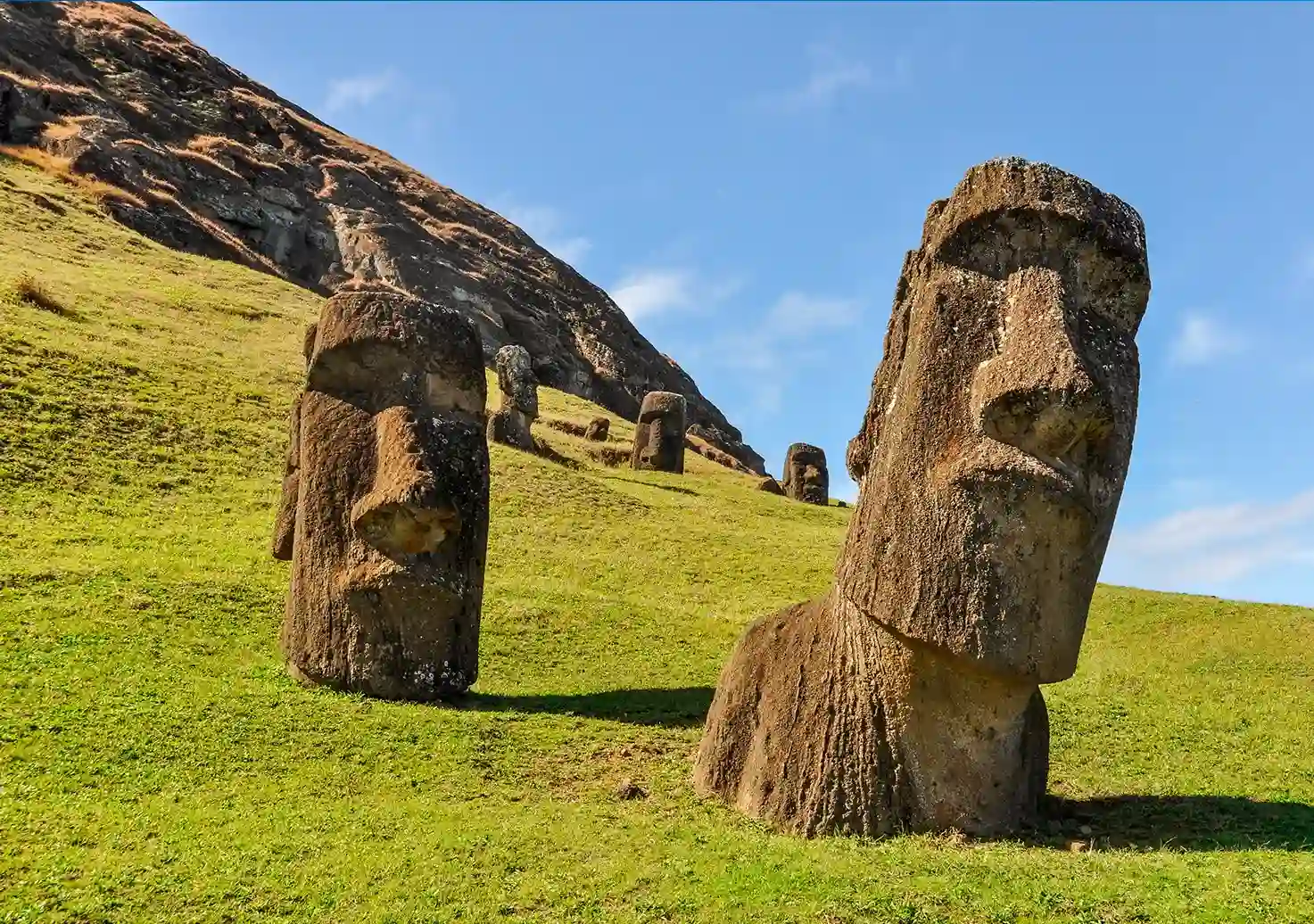 Moái en Rano Raraku en Rapa Nui