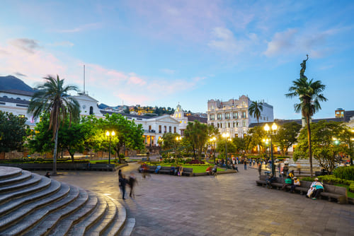 Cultura en Guayaquil: Las Peñas y Numa Pompilio Llona