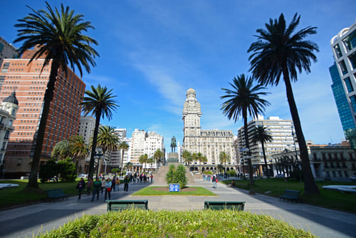 Qué visitar en Montevideo: 18 de Julio, Centenario y museos