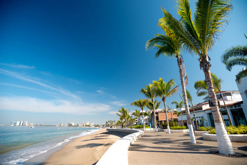 Muelle de los Muertos y atardeceres en Puerto Vallarta